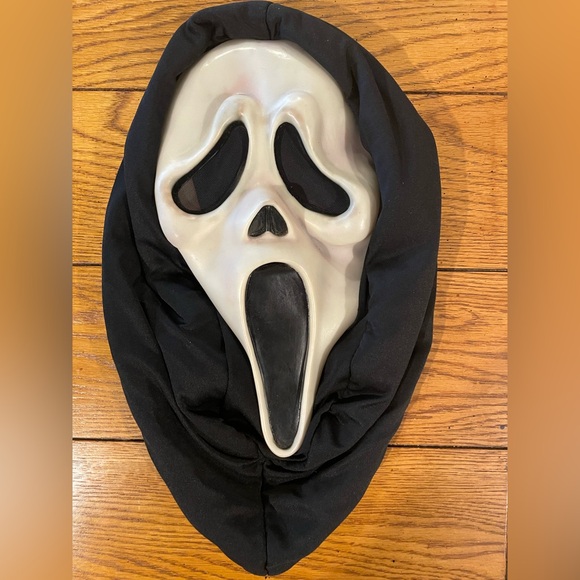 EUC SCREAM Mask Easter Unlimited Inc black/white